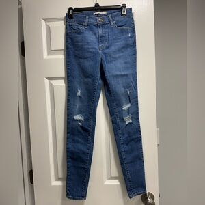 Levi’s Women's Blue Distressed Jeans